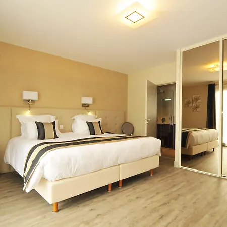 Du Mont Aime Hotel